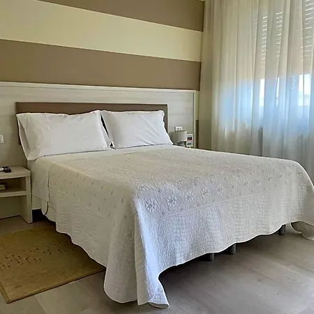 Inn Kon Tiki 2*