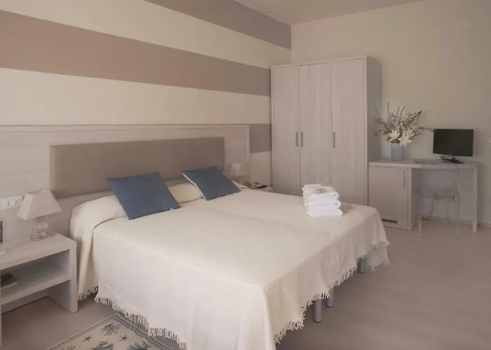 Kon Tiki 宾馆 阿拉西奥